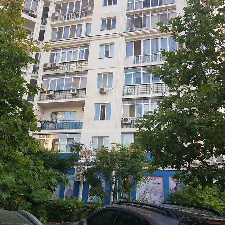 Апартаменты На Люстдорфской Одесса Экстерьер фото