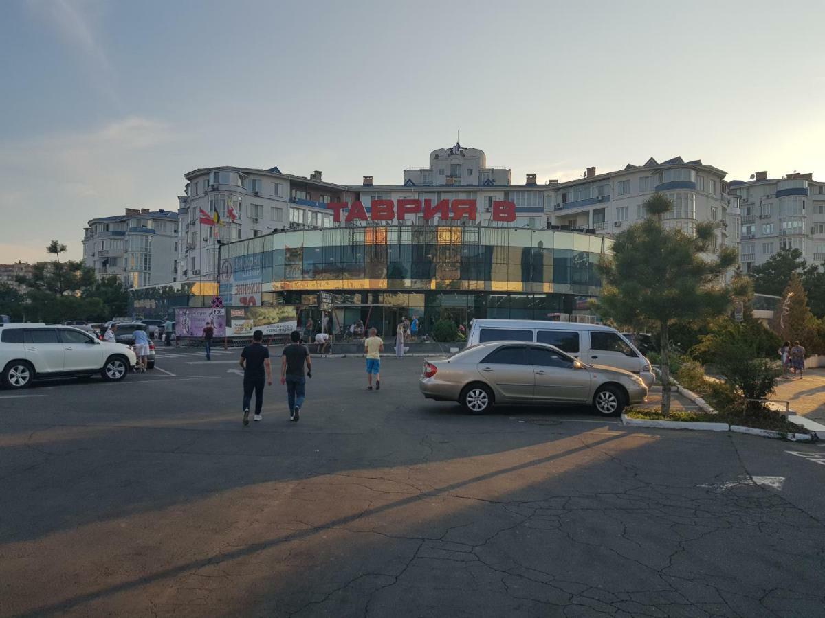 Апартаменты На Люстдорфской Одесса Экстерьер фото