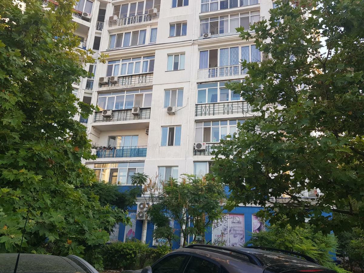 Апартаменты На Люстдорфской Одесса Экстерьер фото